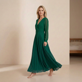 Vestido Formal de Manga Longa Esmeralda Majestosa - Elegante Chiffon com Decote Cruzado